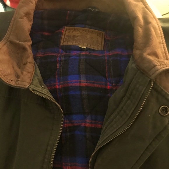 Price Drop! Woodland All Terrain Apparel. Men’s Size XL